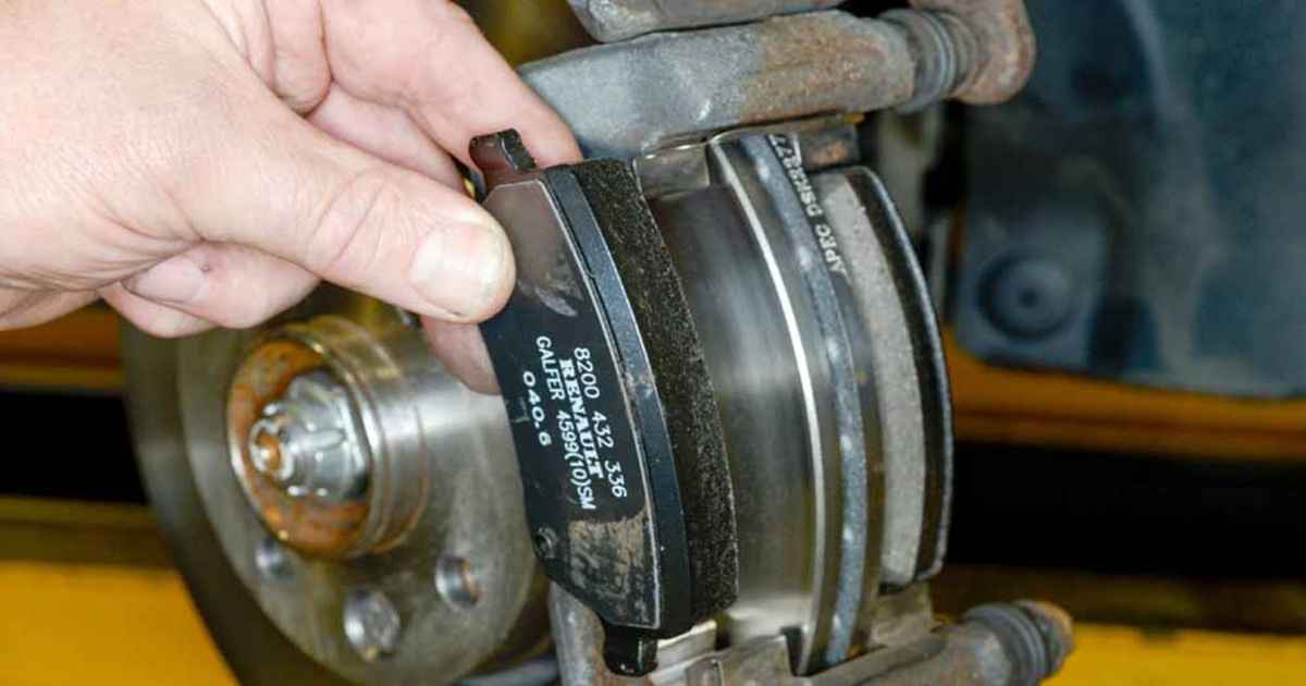 اولین و مهم&zwnj;ترین نکته در راهنمای خرید لنت ترمز، مطابقت آن با خودرو شماست.